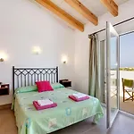 Gris 4 Bedroom Villa, Cala'n Forcat Villa Cala'N Blanes (Menorca)
