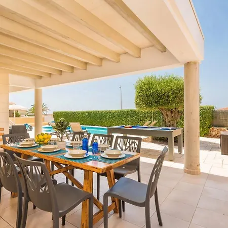 Villa Gris 4 Bedroom Villa, Cala'n Forcat Cala'N Blanes (Menorca)